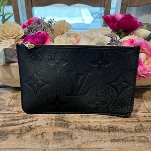 Louis Vuitton Neverfull MM Clutch Bag
